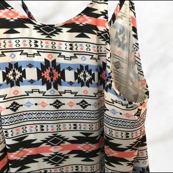 Lush‎ Aztec Pattern Sun Dress Aztec Geometric Pattern Spaghetti Strap Size XS - Picture 5 of 10